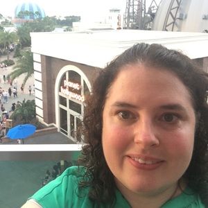 Meet your Posher, Melissa